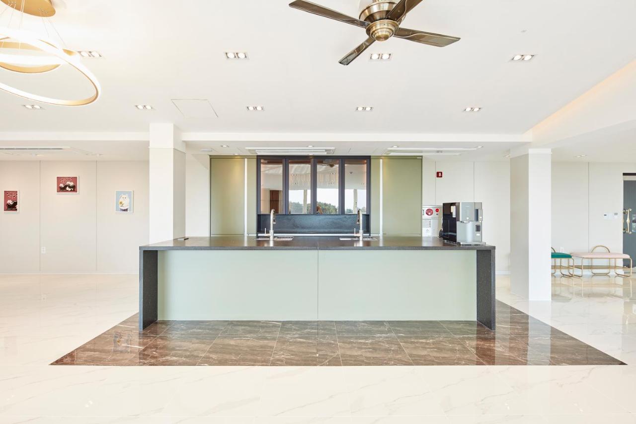 Elren Hotel Jeju Seogwipo Ngoại thất bức ảnh